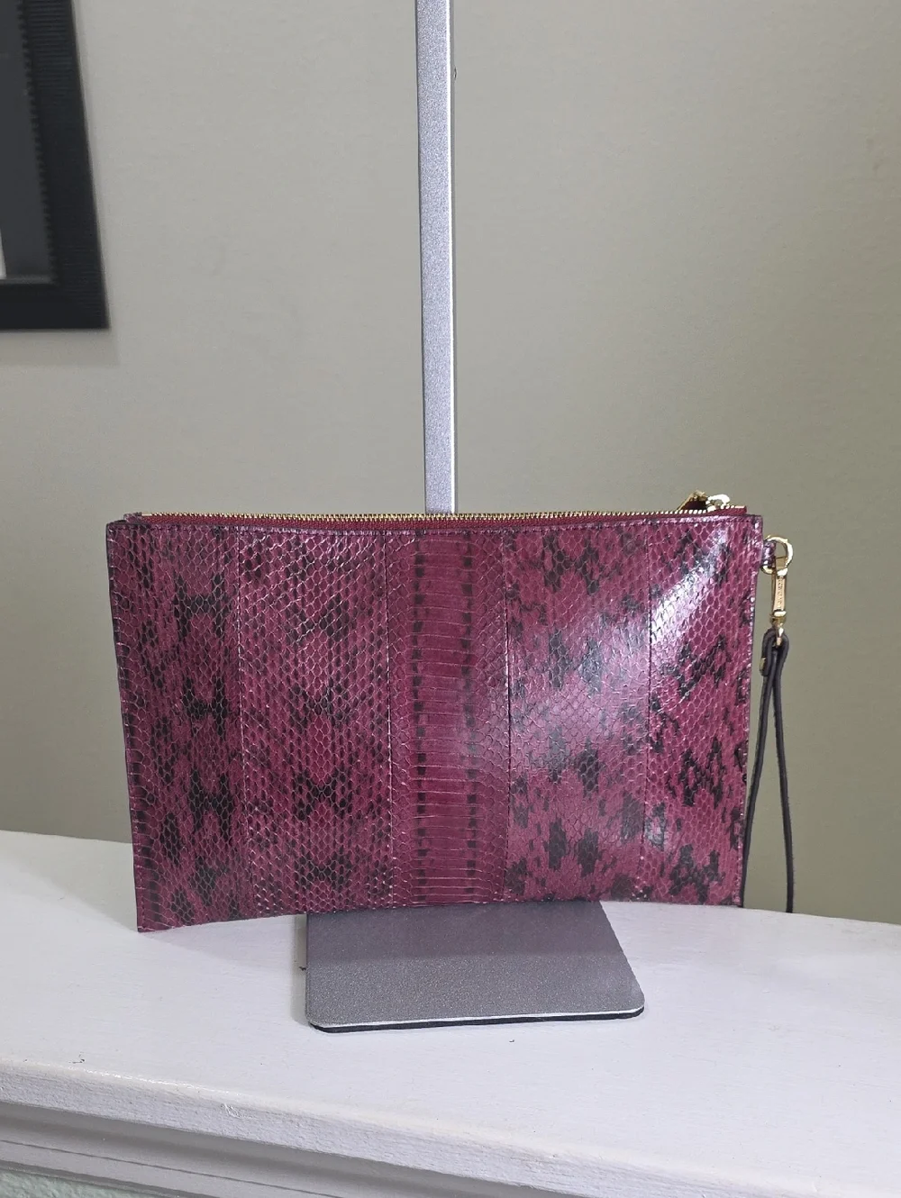 Michael Kors Purple/Gold Geniune Snake Skin Large Leather Wristlet EUC - Picture 6 of 13